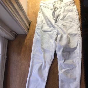 White Topshop Highwaisted Jeans